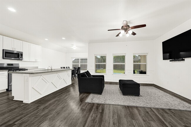 Building Photo - 3022 Sandpiper St