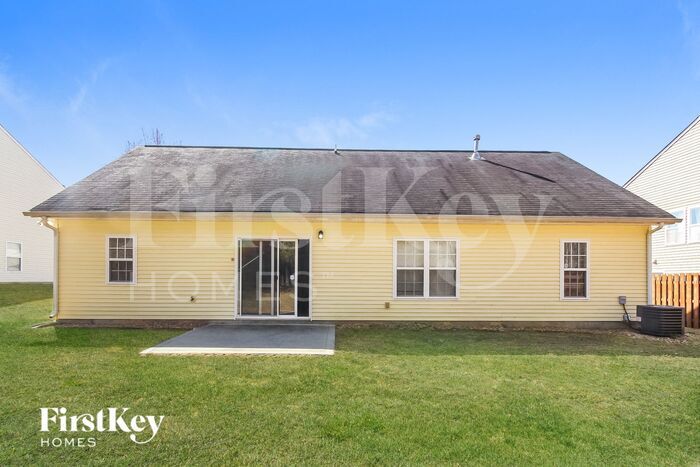 Building Photo - 202 Wolf Creek Ln