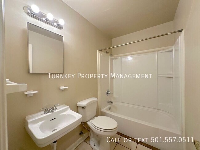 Building Photo - 5218 Nelbrook Dr