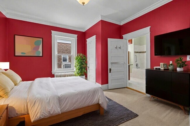 Building Photo - Timeless Ghent Home features charm and elegance in Historic Stockley Gardens