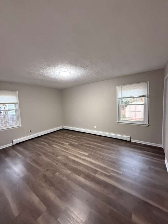 Building Photo - 153 Cedar Swamp Rd