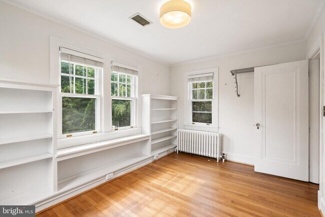 Building Photo - 4008 Rosemary St