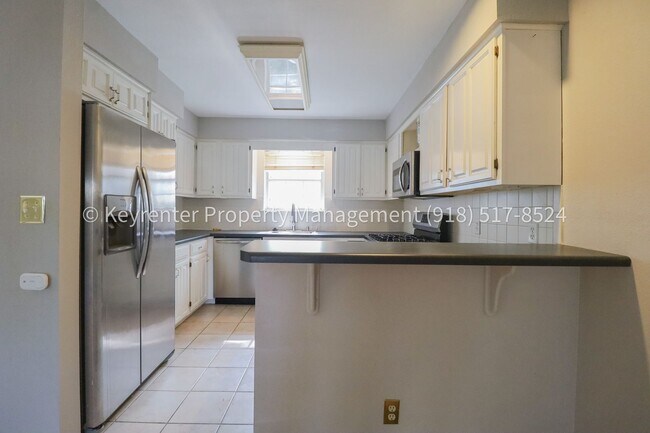 Building Photo - 6246 S Yorktown Pl
