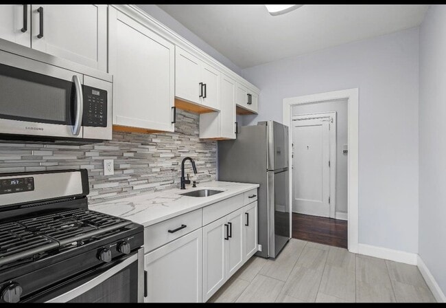 Primary Photo - 117 Kensington Ave