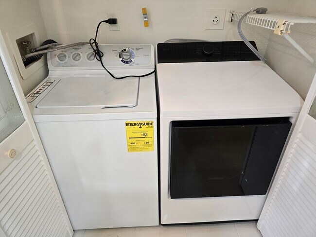 Building Photo - 9413 Boca Cove Cir