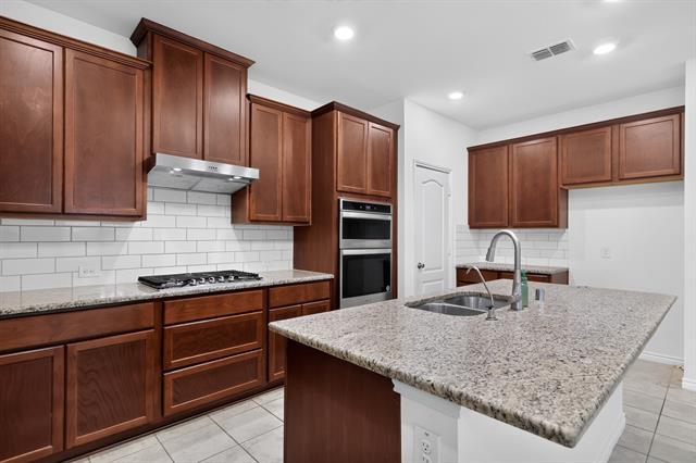 Building Photo - 3681 Keechi Creek Dr