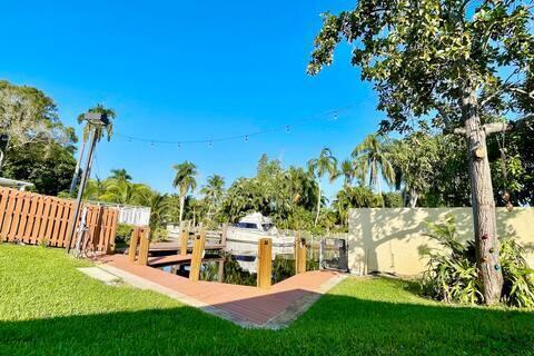 Building Photo - 2809 SW 46th St