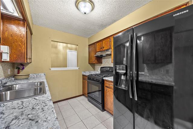 Building Photo - 517 McDivitt Dr