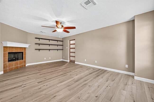 Building Photo - 926 Seabourne Meadow Dr