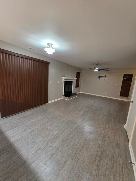 Building Photo - 283 Ferdinand Cir