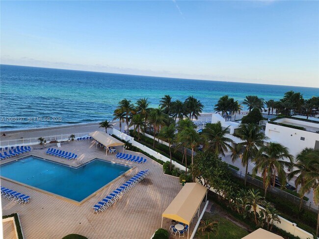 Building Photo - 3505 S Ocean Dr