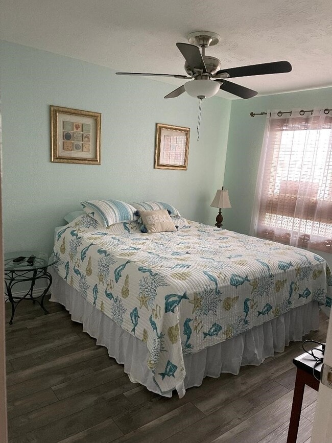 Building Photo - 12500 Melville Dr