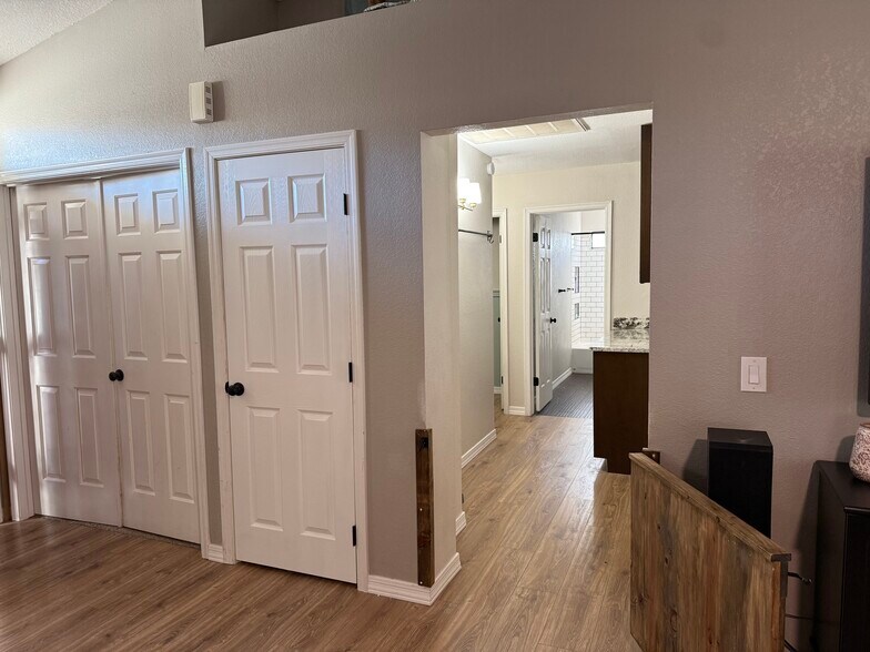 Looking down the hall from main living space - 1460 E Kent Ave