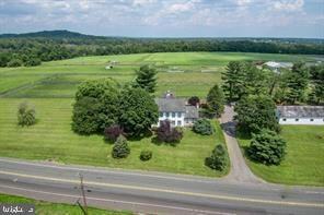 Building Photo - 1300 Bear Tavern Rd