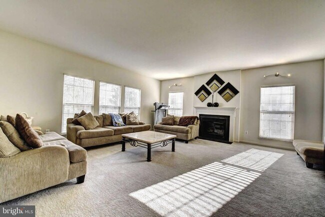 Building Photo - 110 Hunton Dr