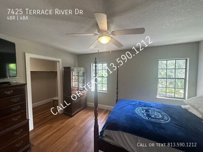 Building Photo - 7425 Terrace River Dr