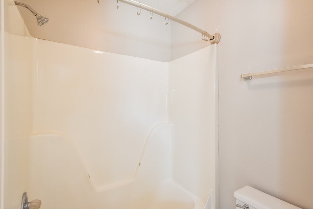 Building Photo - 7110 Redfern Dr
