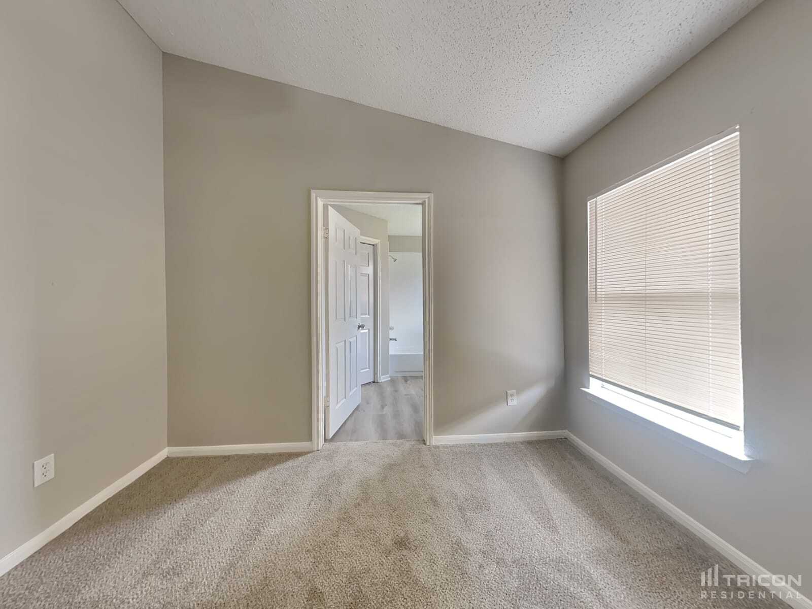 Building Photo - 3254 Kelling St