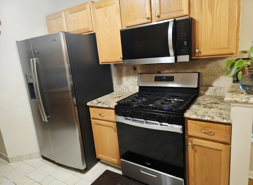 Building Photo - 20457 Brookstone Trl
