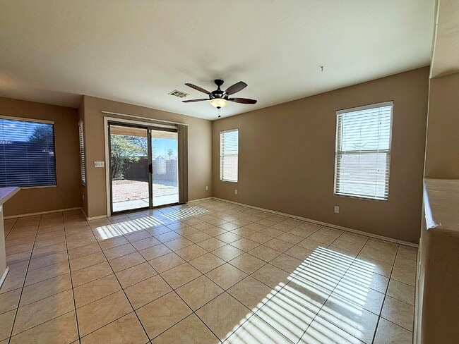 Building Photo - Well-maintained single-story home in the desirable Ashton Ranch community of Surprise.