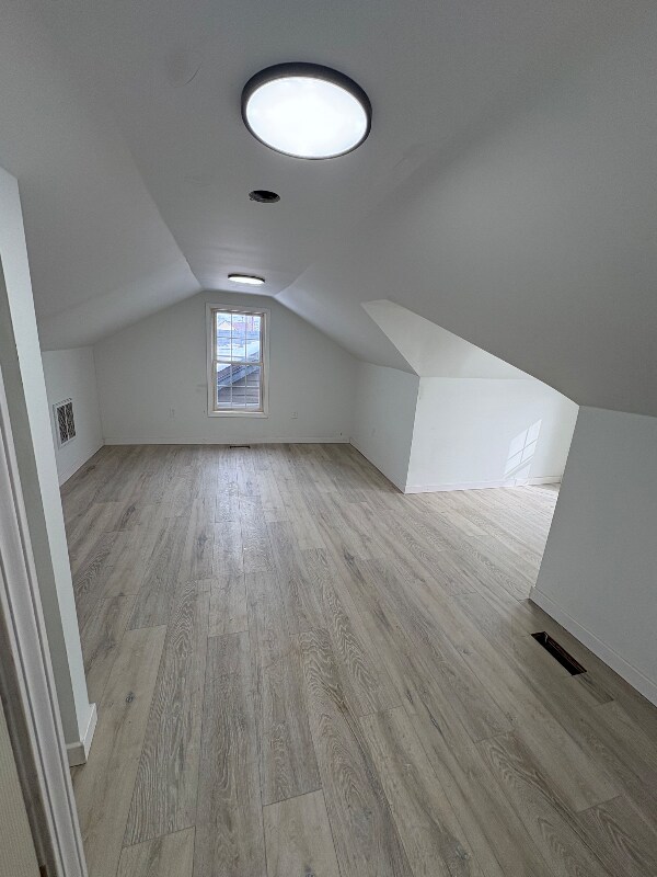 Building Photo - 2104 8th Ave