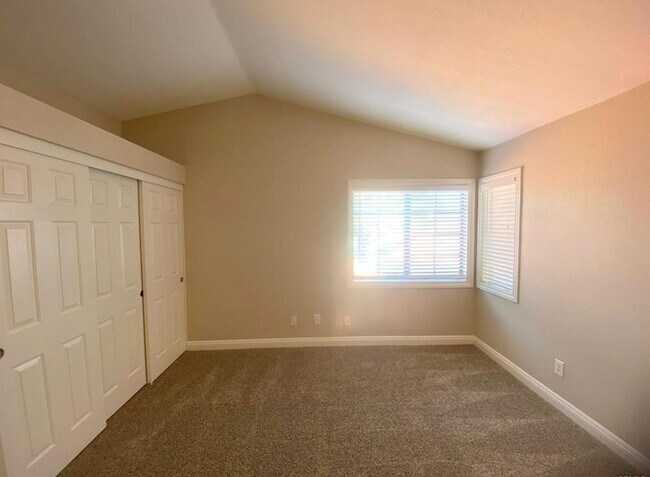 Building Photo - Wolf Valley Estates - Pool and Spa - Pets ...