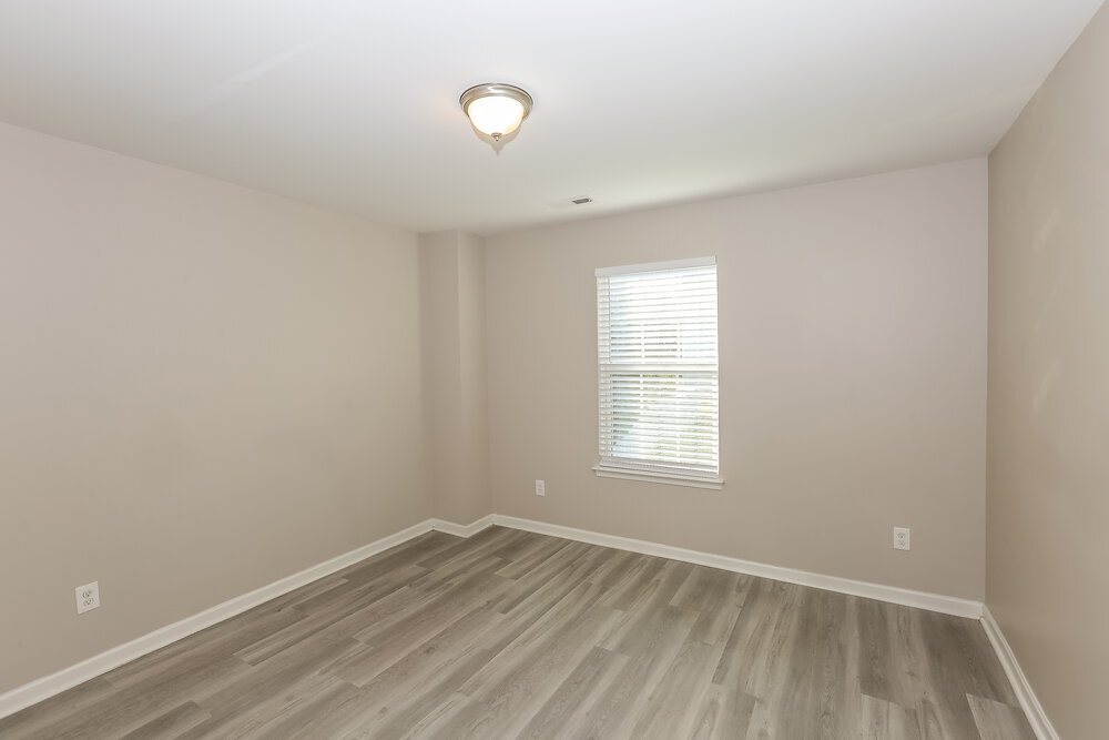 Building Photo - 802 Wesley Alan Ln
