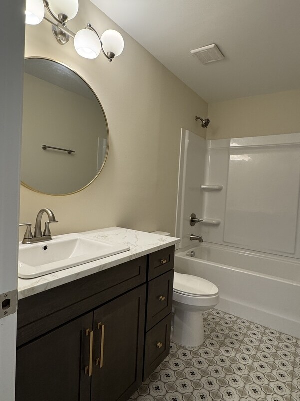 Building Photo - 60 3rd St NW