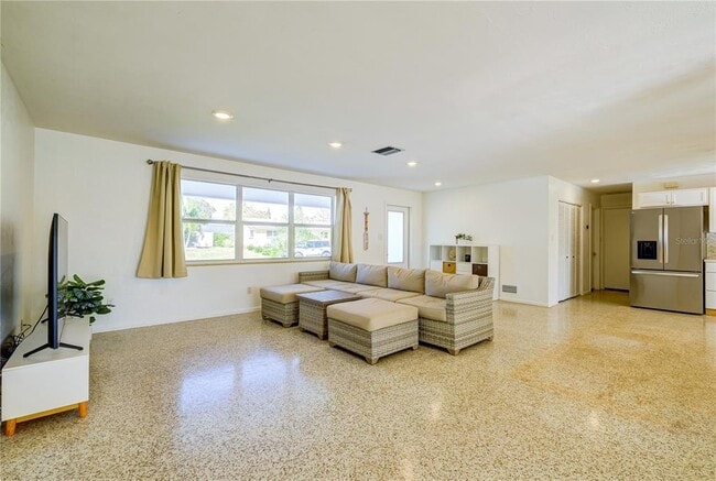 Building Photo - 3024 Rose St