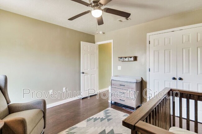 Building Photo - 3661 London Rd