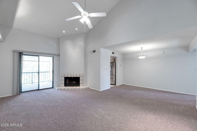 Building Photo - 9550 N 94th Pl
