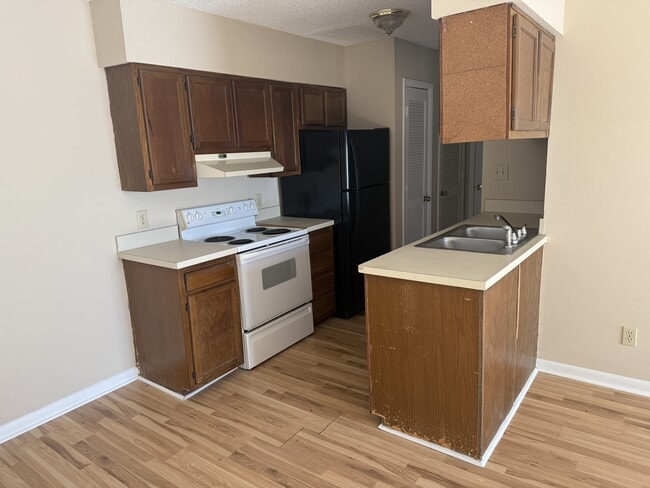 Building Photo - 505 63rd Ave N