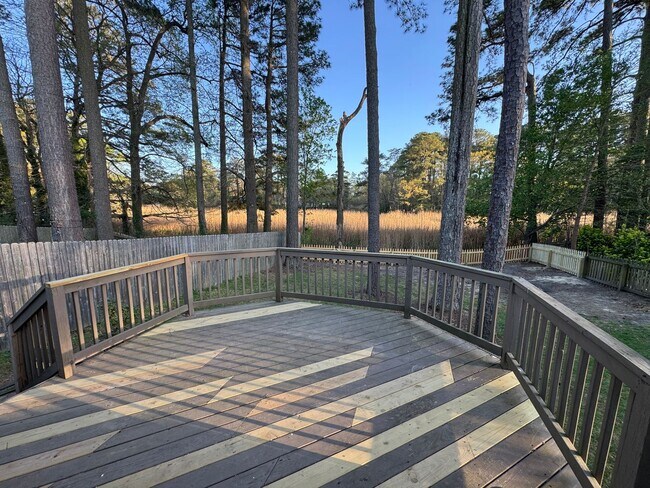 Building Photo - Well Maintained Single-Family Home in FC School District