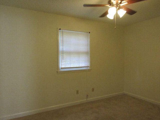 Building Photo - 117 Engleside St