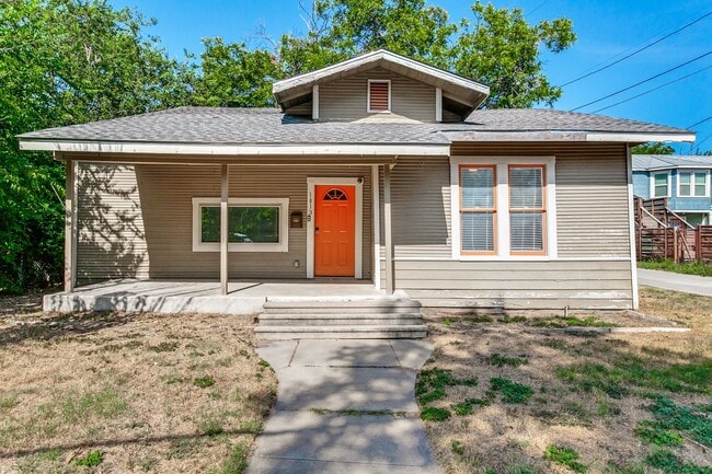 Building Photo - 1013 N Palmetto Ave