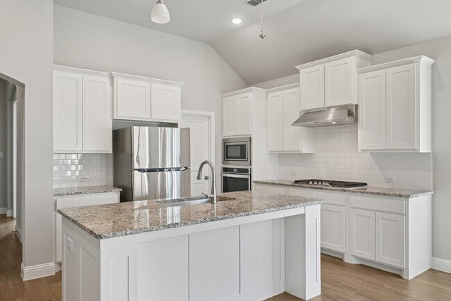 Building Photo - 1709 Everitt Trail