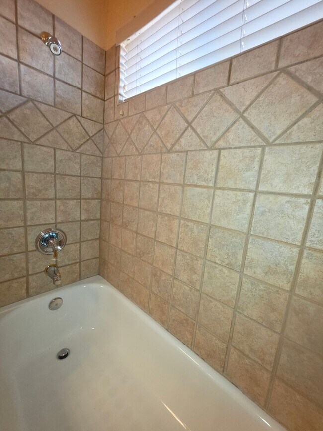 Building Photo - 8152 Eagledancer Ave