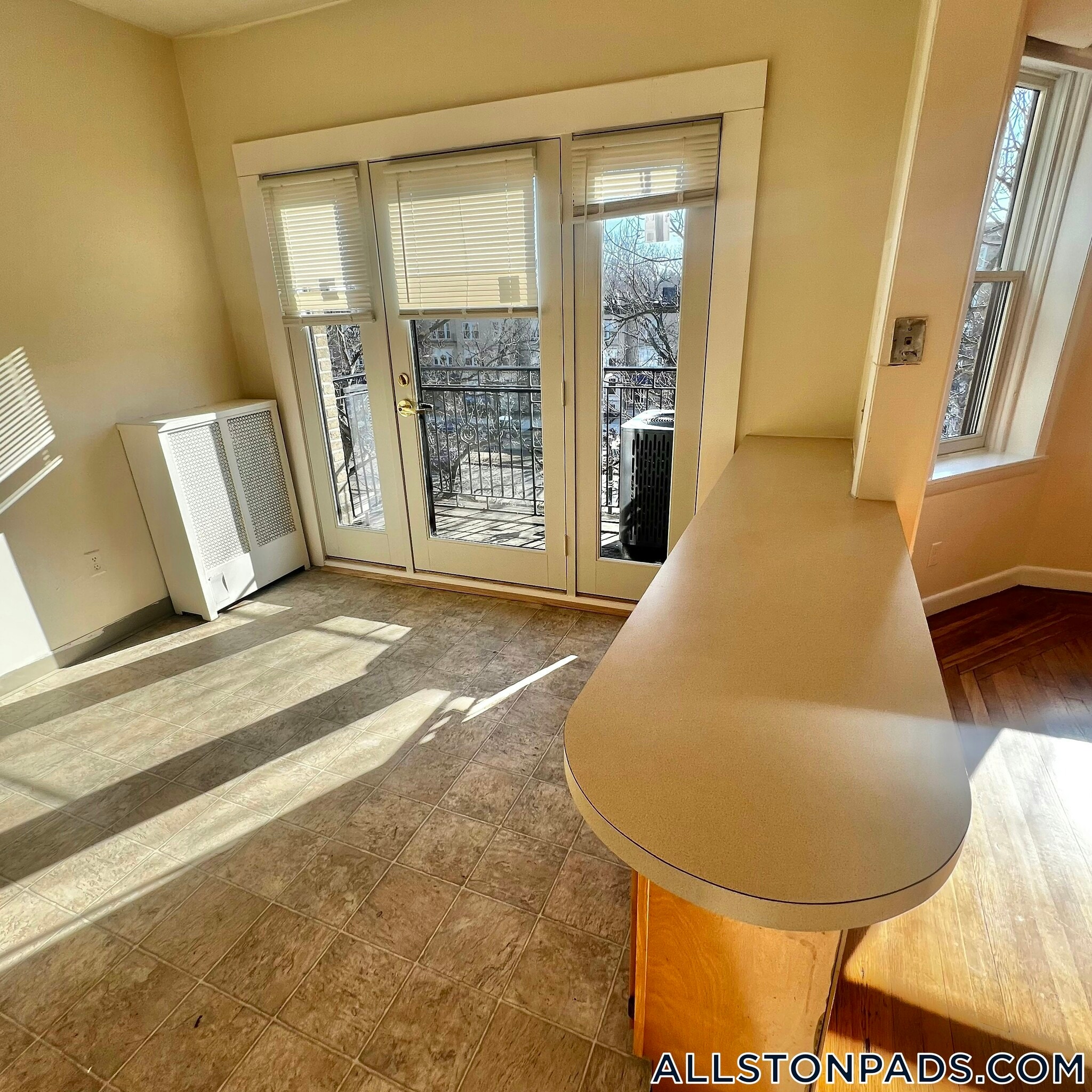 Building Photo - 1137 Commonwealth Ave