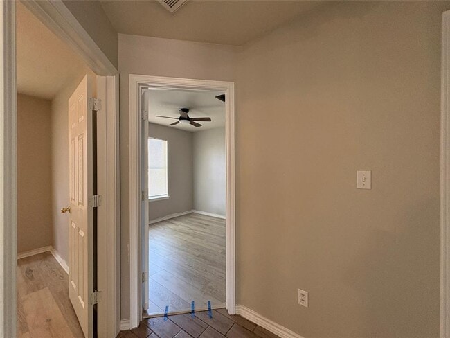 Building Photo - 2405 Wisteria Way