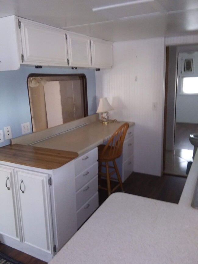 Building Photo - Beatifull 1 Bed 1 Bath Mobile Home