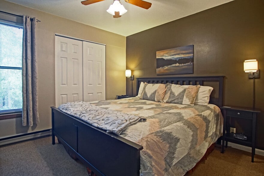 Building Photo - 2908 Mountaineer Cir