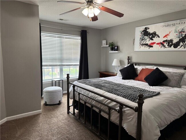 Building Photo - 1613 Bayrose Cir