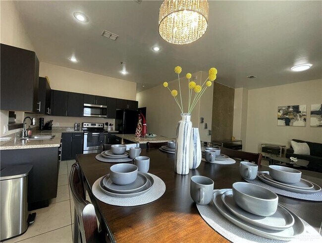 Building Photo - 28 Colbath Ave