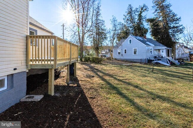 Building Photo - 200 Mohican Dr