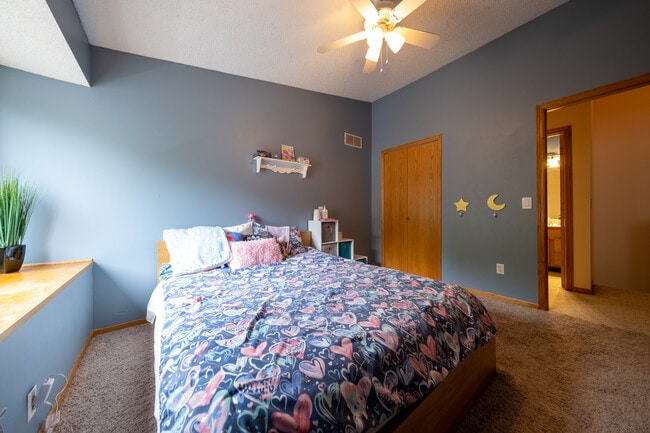 Building Photo - 14210 Hibiscus Ct
