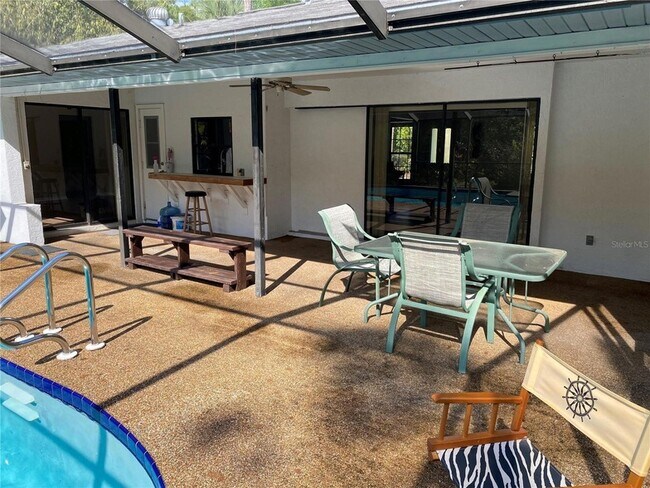 Building Photo - 9191 Gewant Blvd