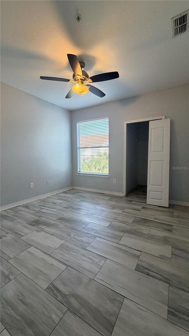 Building Photo - 2537 Maitland Crossing Way