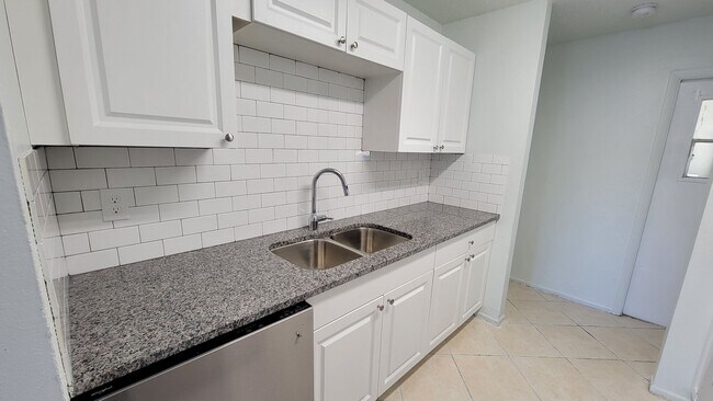 Building Photo - 4531 67th St W