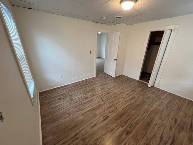 Building Photo - 785 N Montello St