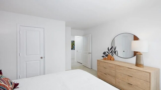 Building Photo - This single-story home offers a great layout with a total of four bedrooms.